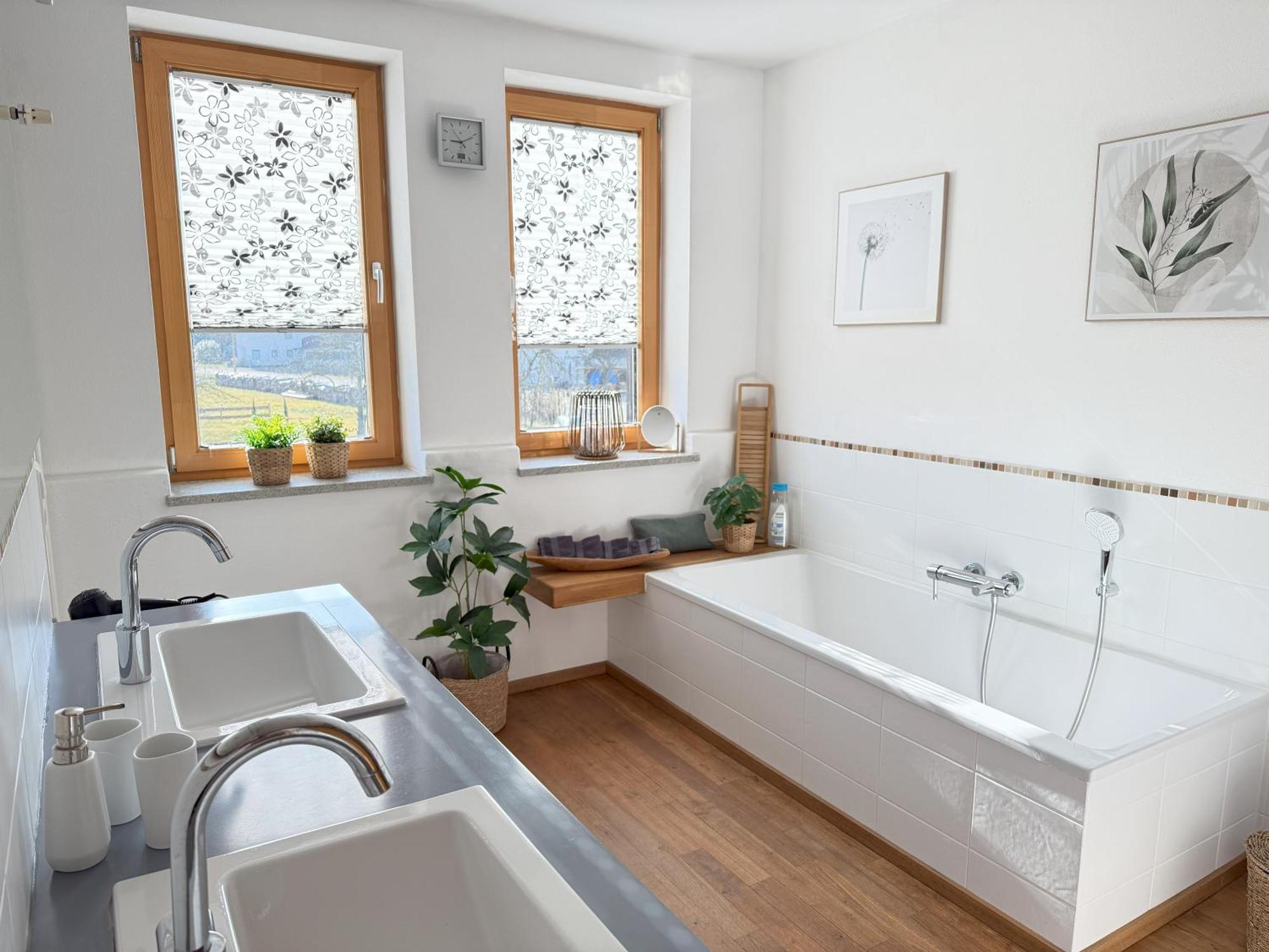 Fe Wo Brunnen - 120 Qm - Ruhige Lage - Viel Natur- Komfortabel - Grosser Balkon Und Garten Меминген Екстериор снимка